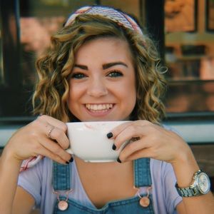 Meet your Posher, Adair